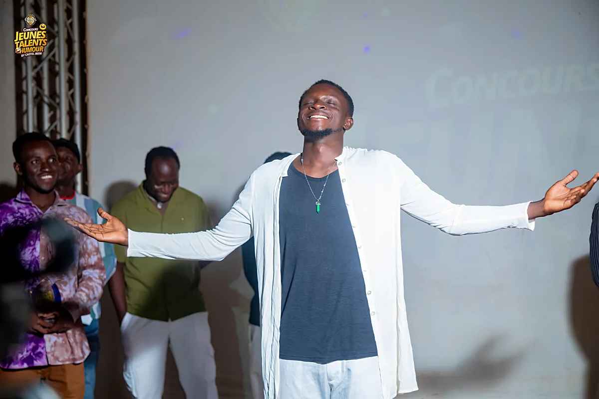 « Issa Zoubga » Dstin, grand gagnant du concours Castel Humour Jeunes Talents 2025