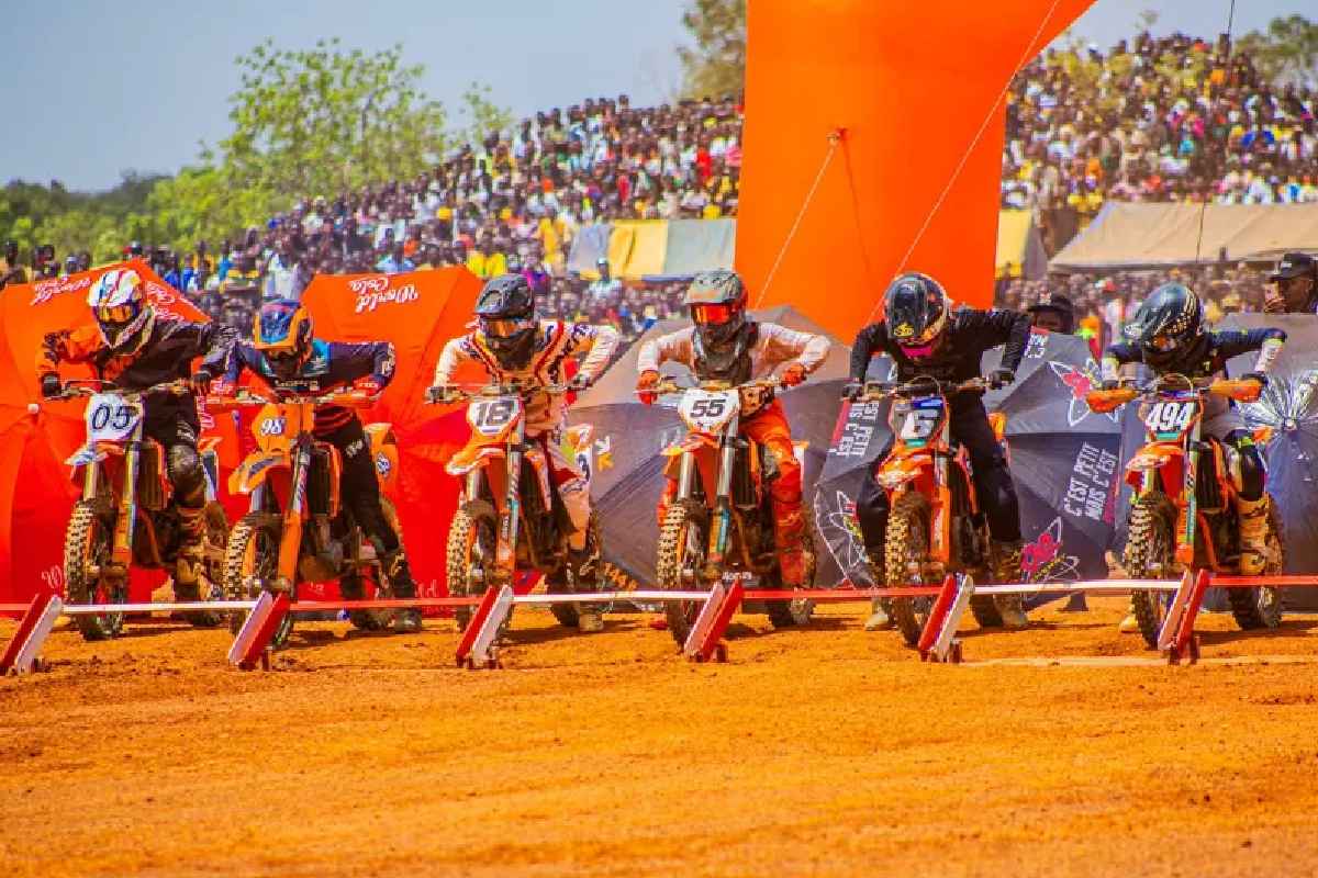 Championnat International de Motocross de Saaba, XXL Energy énergise le parcours