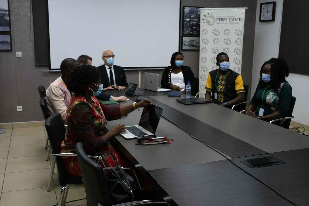 Mariétou KONATE grande lauréate du Prix Pierre Castel Burkina Faso 2021